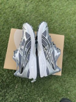ASICS Kayano