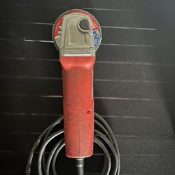 Milwaukee 4 1/2 Grinder 