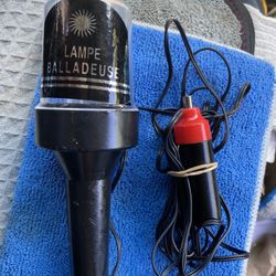 A Lampe BALLADEUSE For PLUGING In The Cigarette lighter For Light $15.00