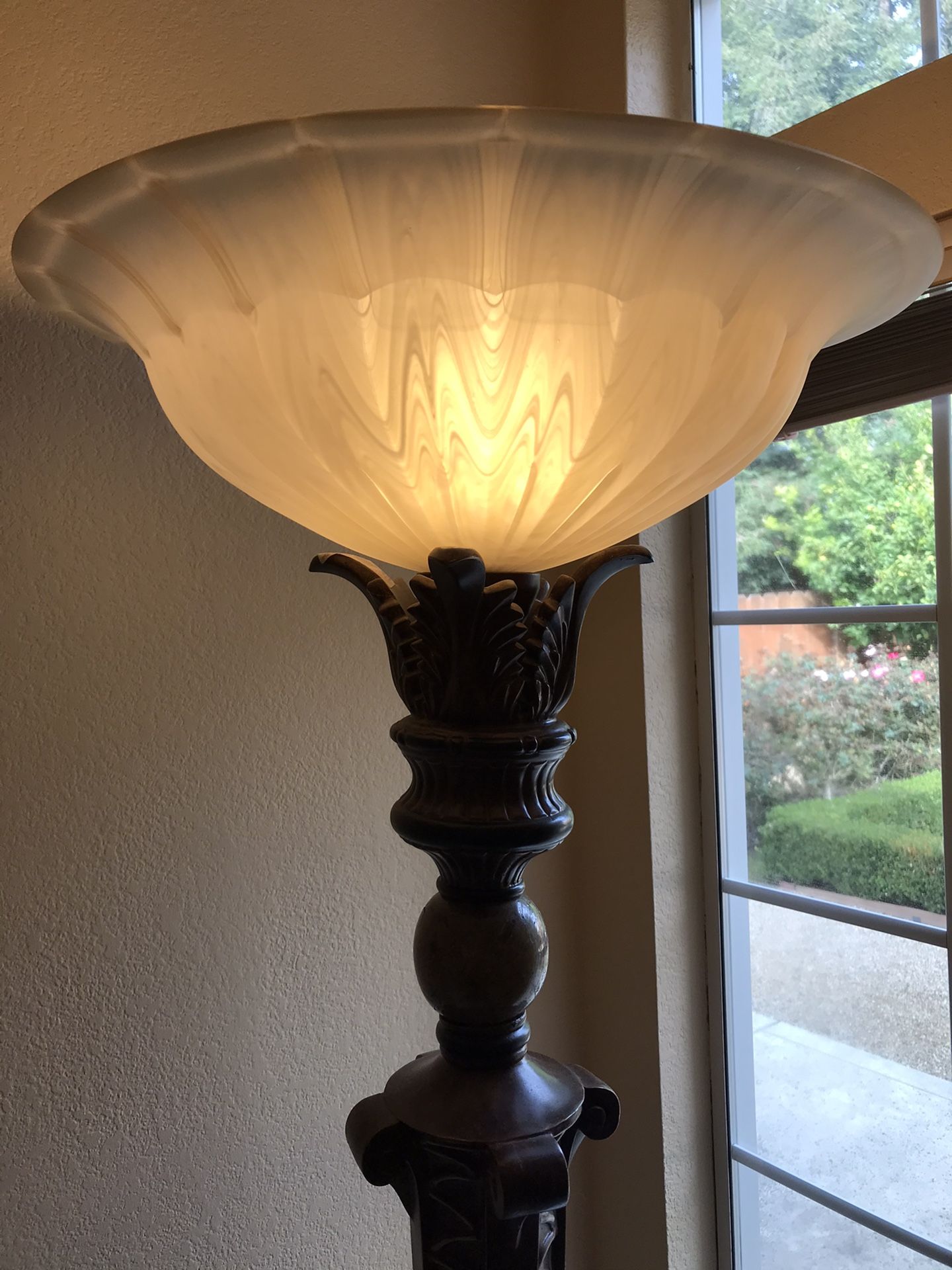 Beautiful 6-1/2 ft lamp