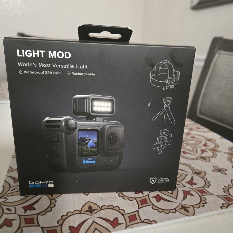GoPro - Light Mod for HERO13 Black, HERO12 Black, HERO11 Black, HERO10 Black, HERO9 Black, HERO8 Black - Black