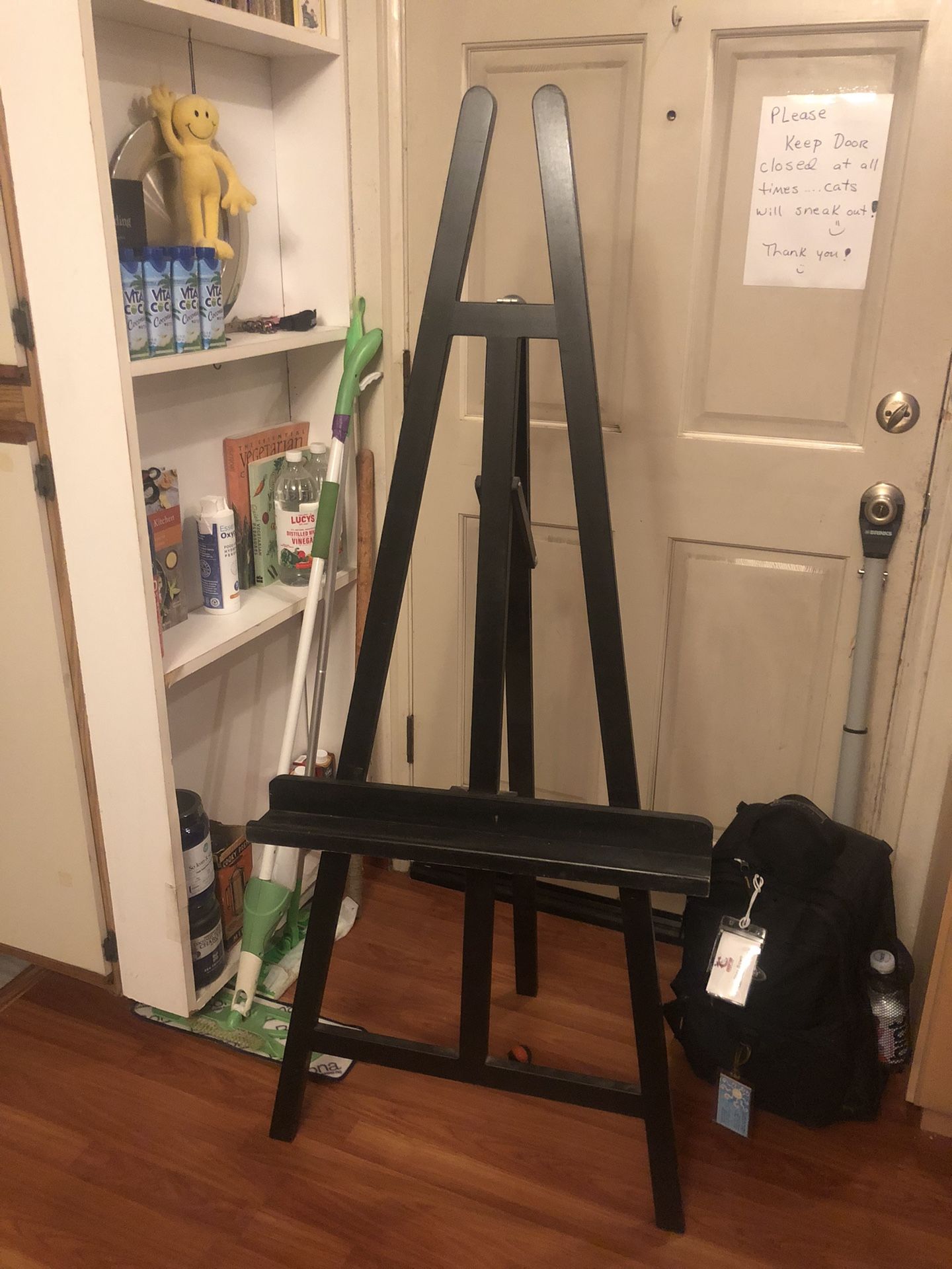 Black Wooden Easel