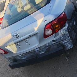 Corolla LE 2009 (parts Only)
