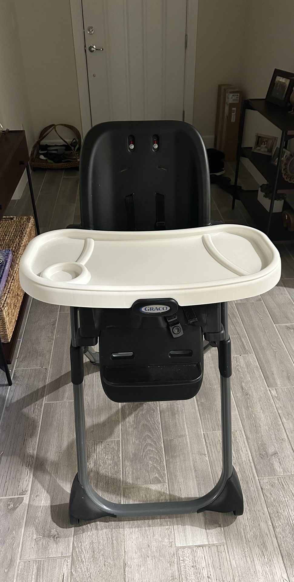 Graco Adjustable High chair 