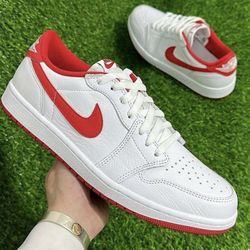 Nike Air Jordan 1 Low OG  UNIVERSITY RED 
