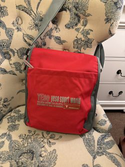 YESO Sport World Messenger Bag