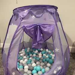 kids’ play tent with a ball pit 