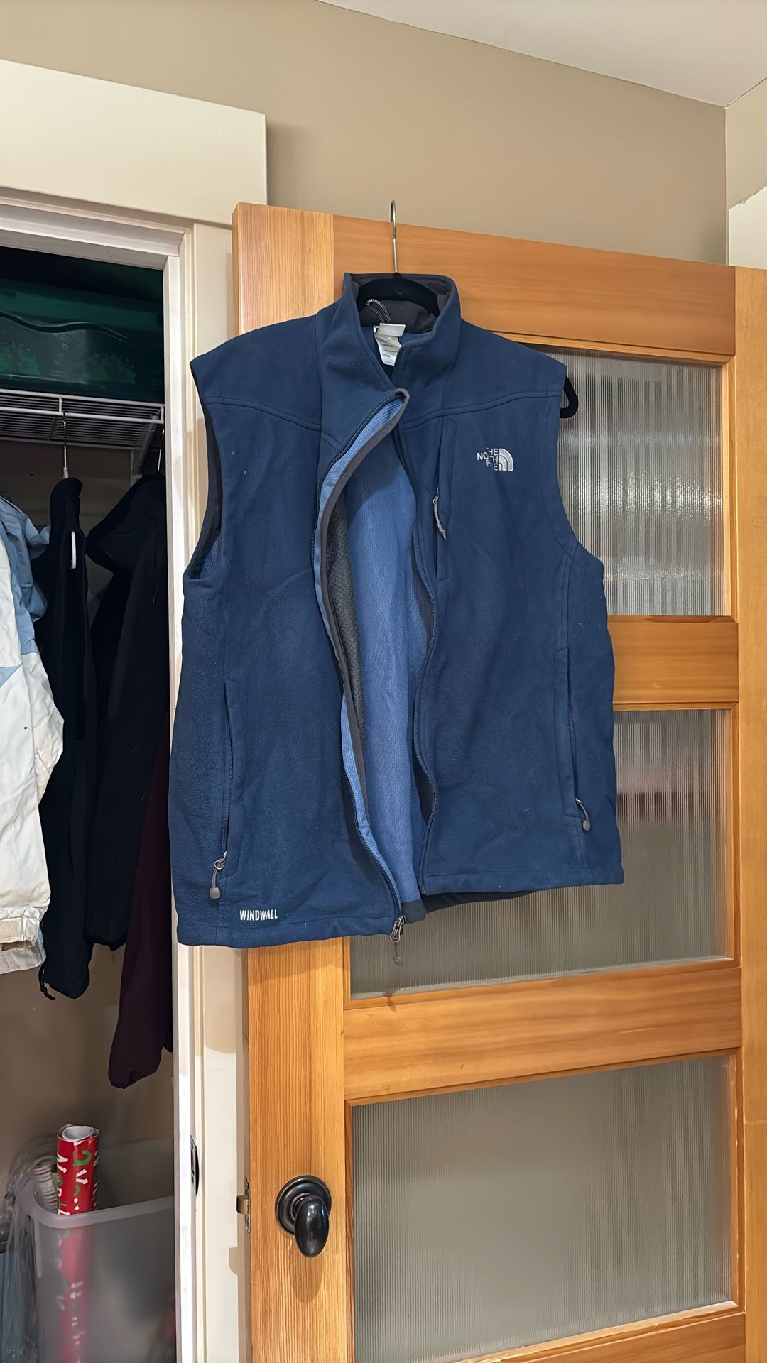 Men’s large wind wall, the north face fleece fest