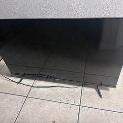 Element 43 Inch TV
