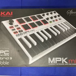 Akai Professional MPK Mini MIDI Controller