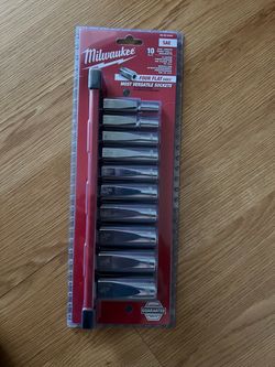 Milwaukee 10-Piece 3/8" Drive Deep Well Socket Set SAE