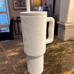 Simple Modern Ghost Tumbler