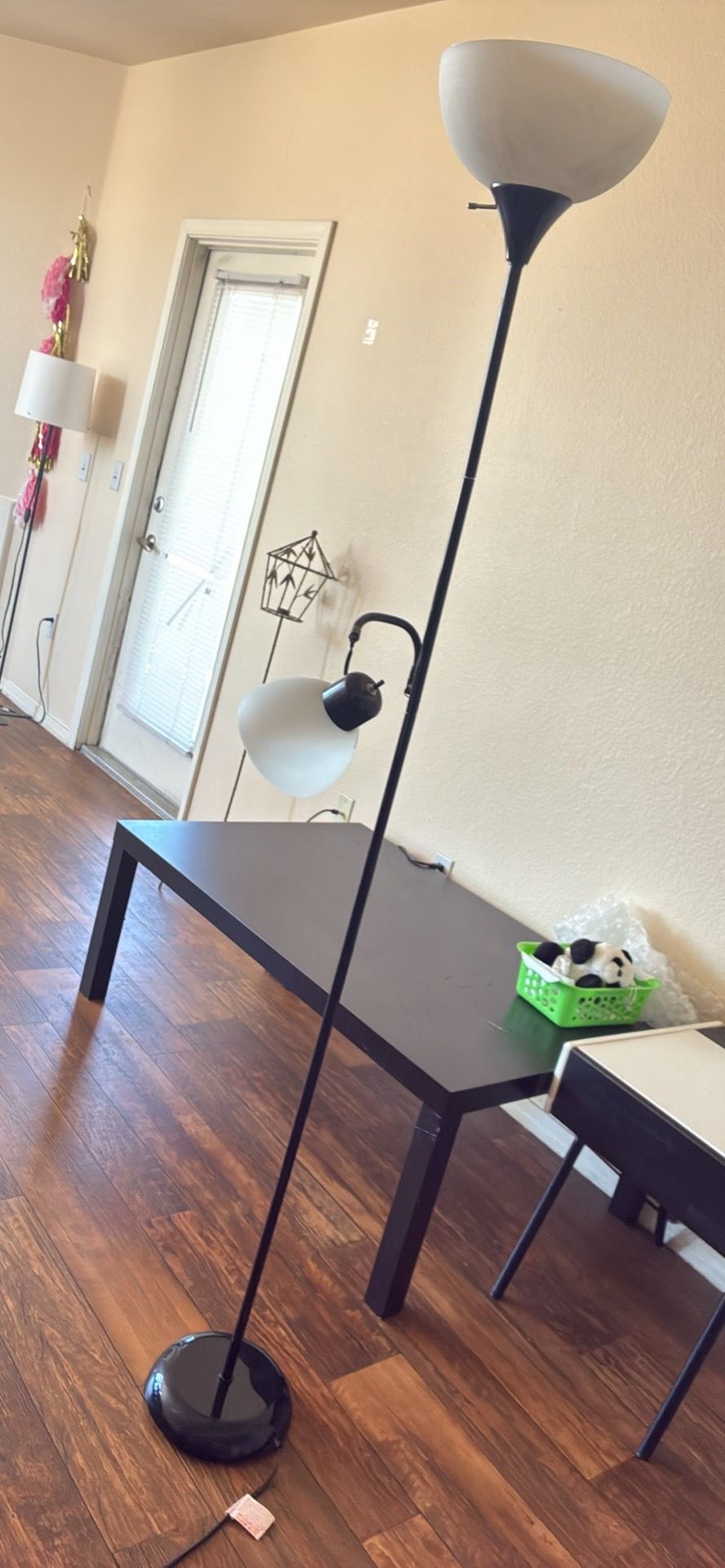 Floor lamp
