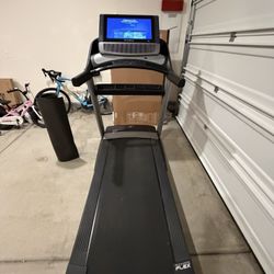 Used NordicTrack Commercial 2950 Treadmill