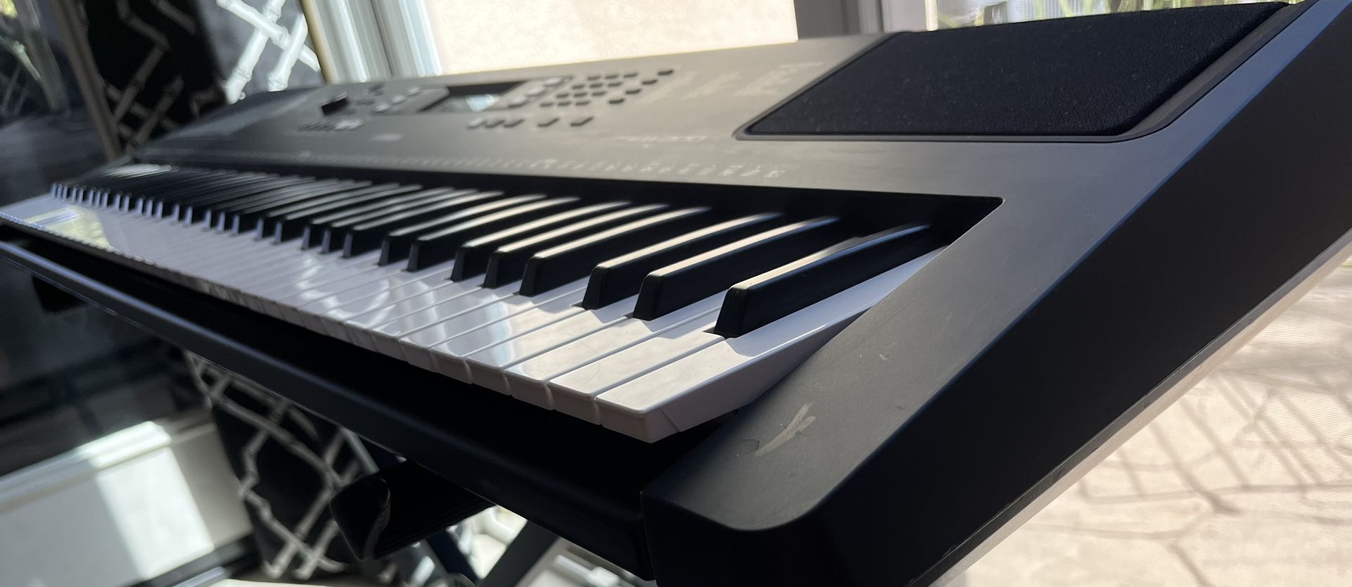 Electric Keyboard 76-key