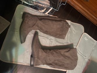 Plus size women’s boot suede