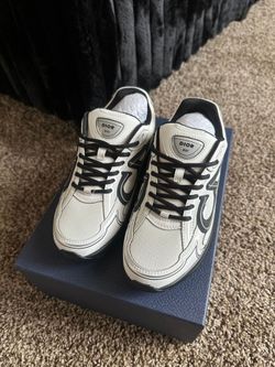 Dior B30