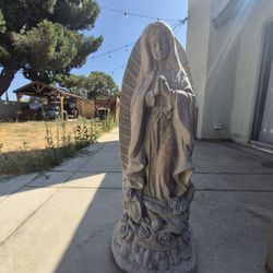 Virgen Mary