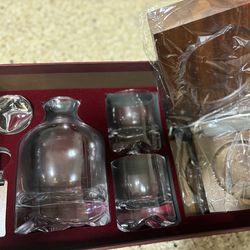 Whiskey decanter set