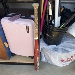 Red Combat 32/24 Bat