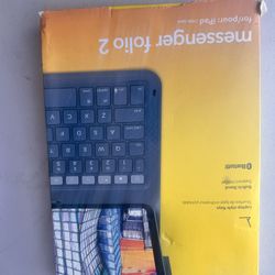 Zagg Messenger Folio 2 (iPad 10th gen)