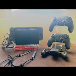 Nintendo Switch Bundle 5 Controllers And 3 Games Included 300$