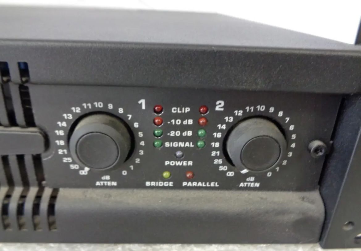 Qsc Pl(contact info removed) Watt Powerful Lightweight Profesional Amplifier