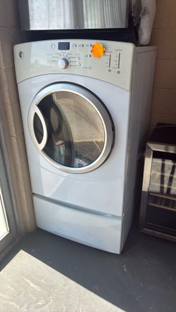Nice like new GE gas dryer