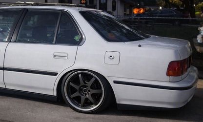 18 inch 4 Lug Universal