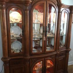 Gorgeous Michael Amini "Monte Carlo" China Cabinet 