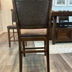 Dining Table And Chairs 