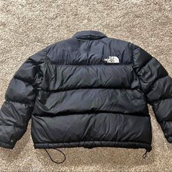 Northface puffer all sizes get w me
