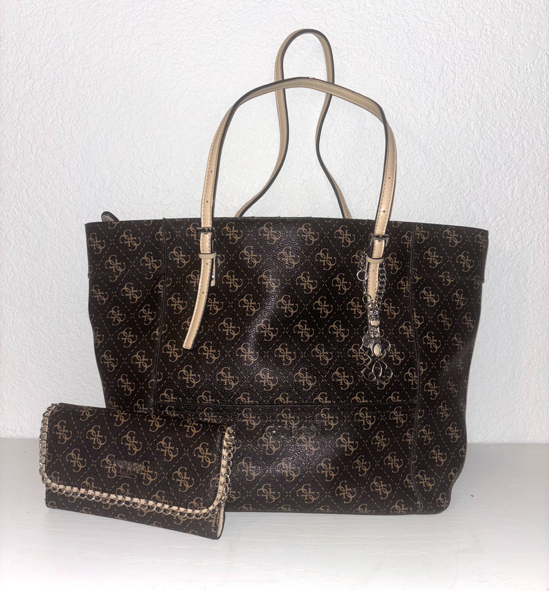 *GUESS* Large Brown Monogrammed Tote Bag W/ Matching Wallet.
