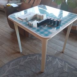 Cute Chess Table