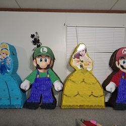 Festeja Tu Cumpleaños Con Una Piñata De Tu Personaje Favorito 