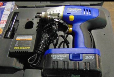 Goodyear  racing 24v cordless impact wrench 1/2 drive  socket  battery ext case