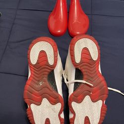 Air Jordan 11 Low Cherry Bottom