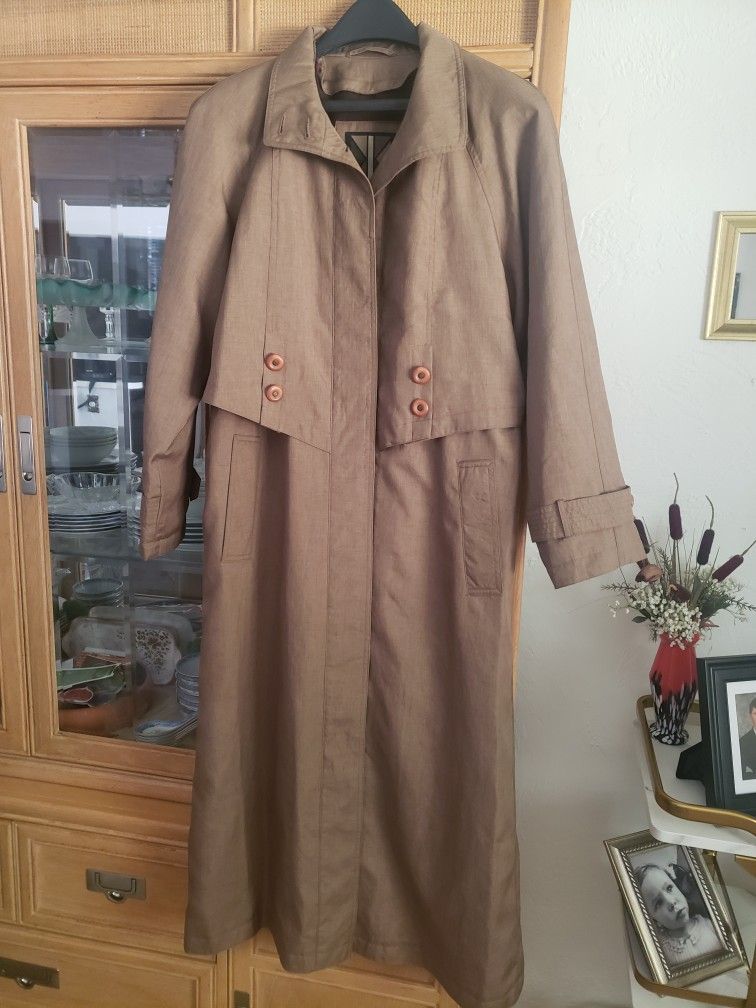 LDS. KOMITOR TRENCH RAIN COAT