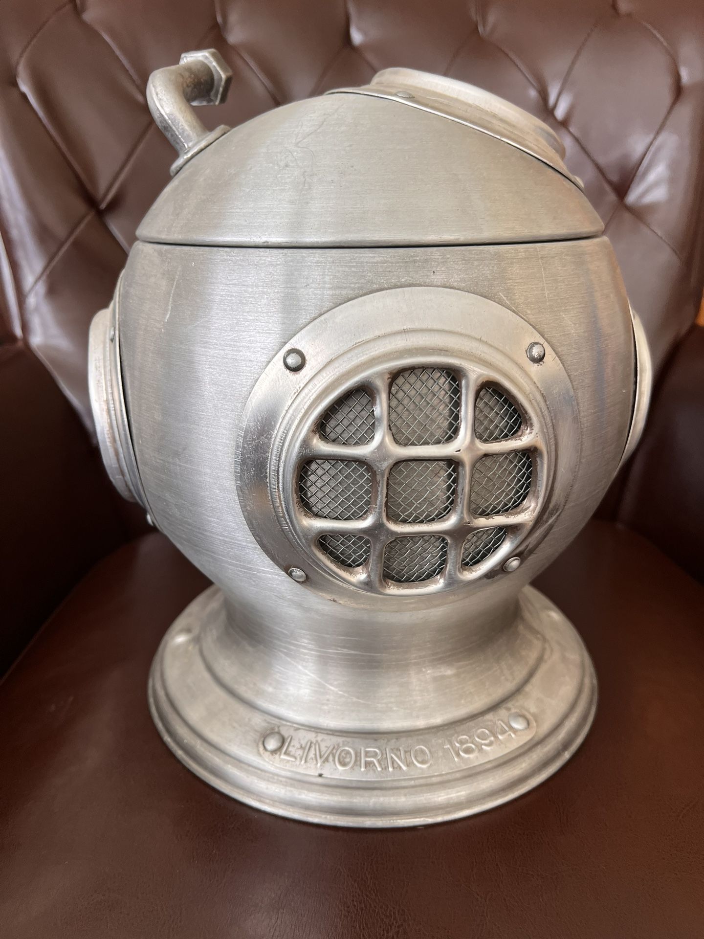 Deep Sea Diving Helmet Ice Bucket Livorno 1894 Pewtertone Olde Tankardware 1970