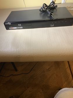 Reduced Samsung Blu-RayDisc Player Model BD  -P1590  XAA In Good Working Condition