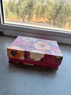 Floral Decorative Gift Box