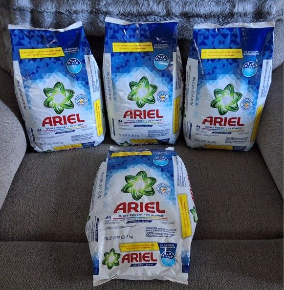Ariel Powder Laundry Soap 