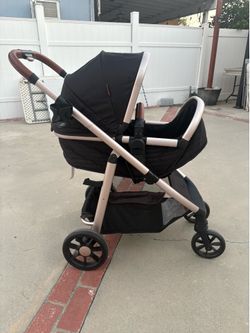 “ 3 in 1 stroller for toddler and bassinet for newborn / infant. Also includes infant car seat