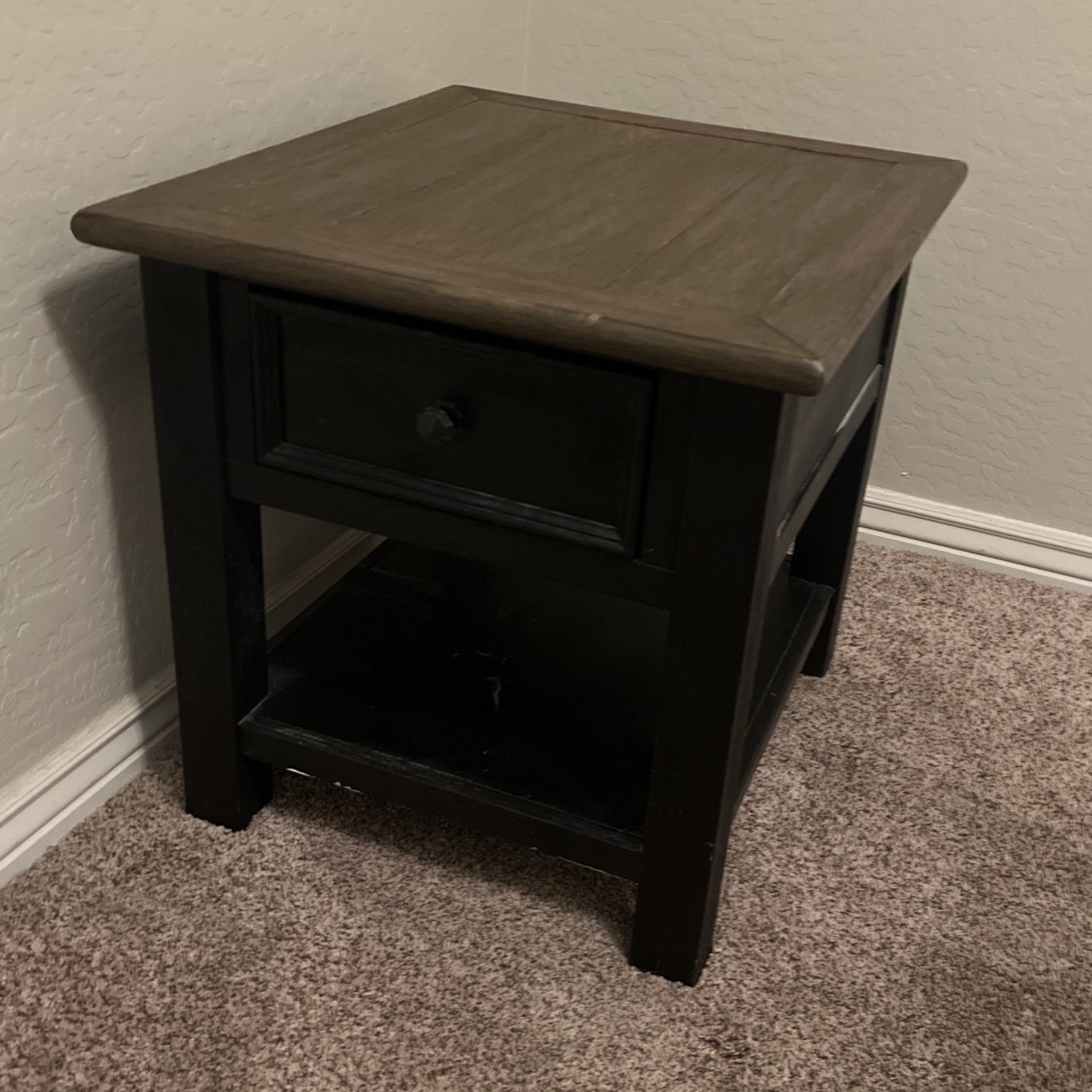 End table