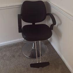 Salon chair