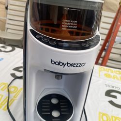 Baby Brezza Formula Dispenser Pro