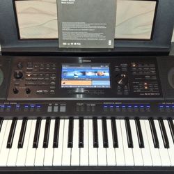 Yamaha PSR SX 900 ARRANGER KEYBOARD