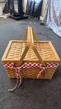 Picnic Basket and Wine Carrier