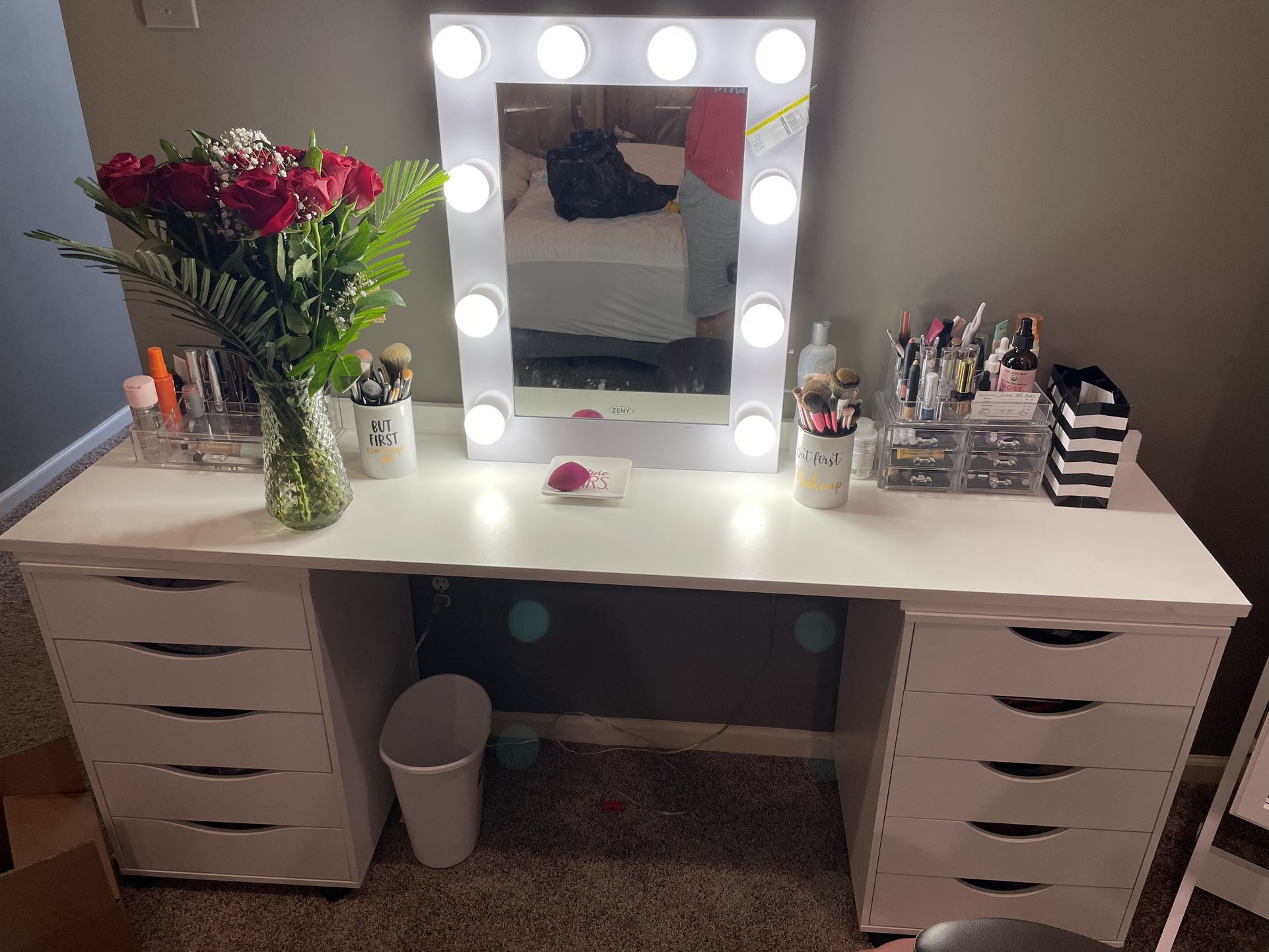 Make A Vanity, White Sturdy