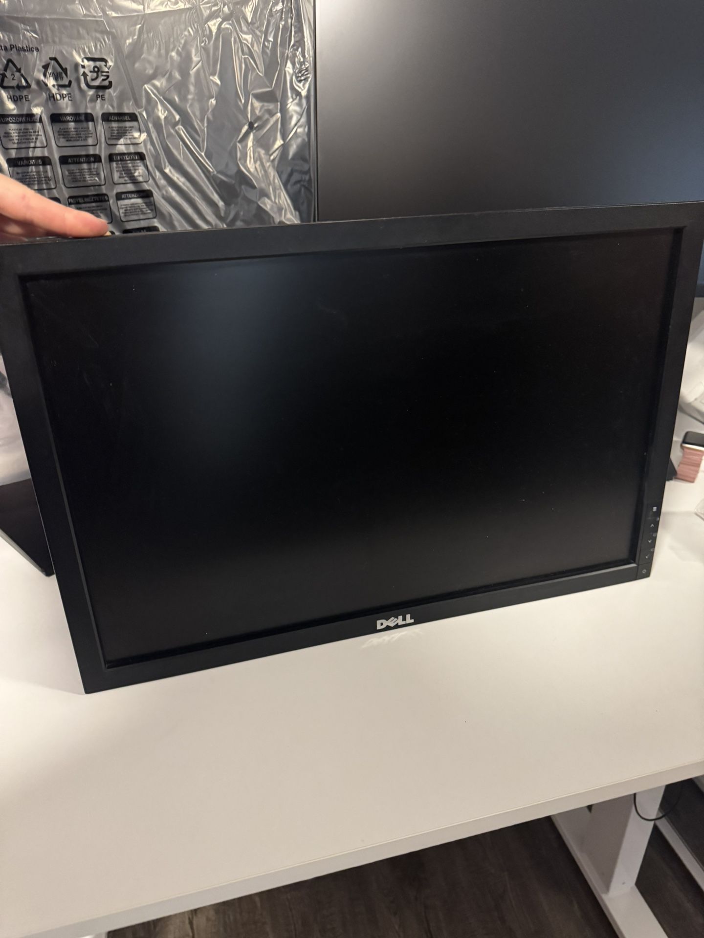 Dell Monitor 22”